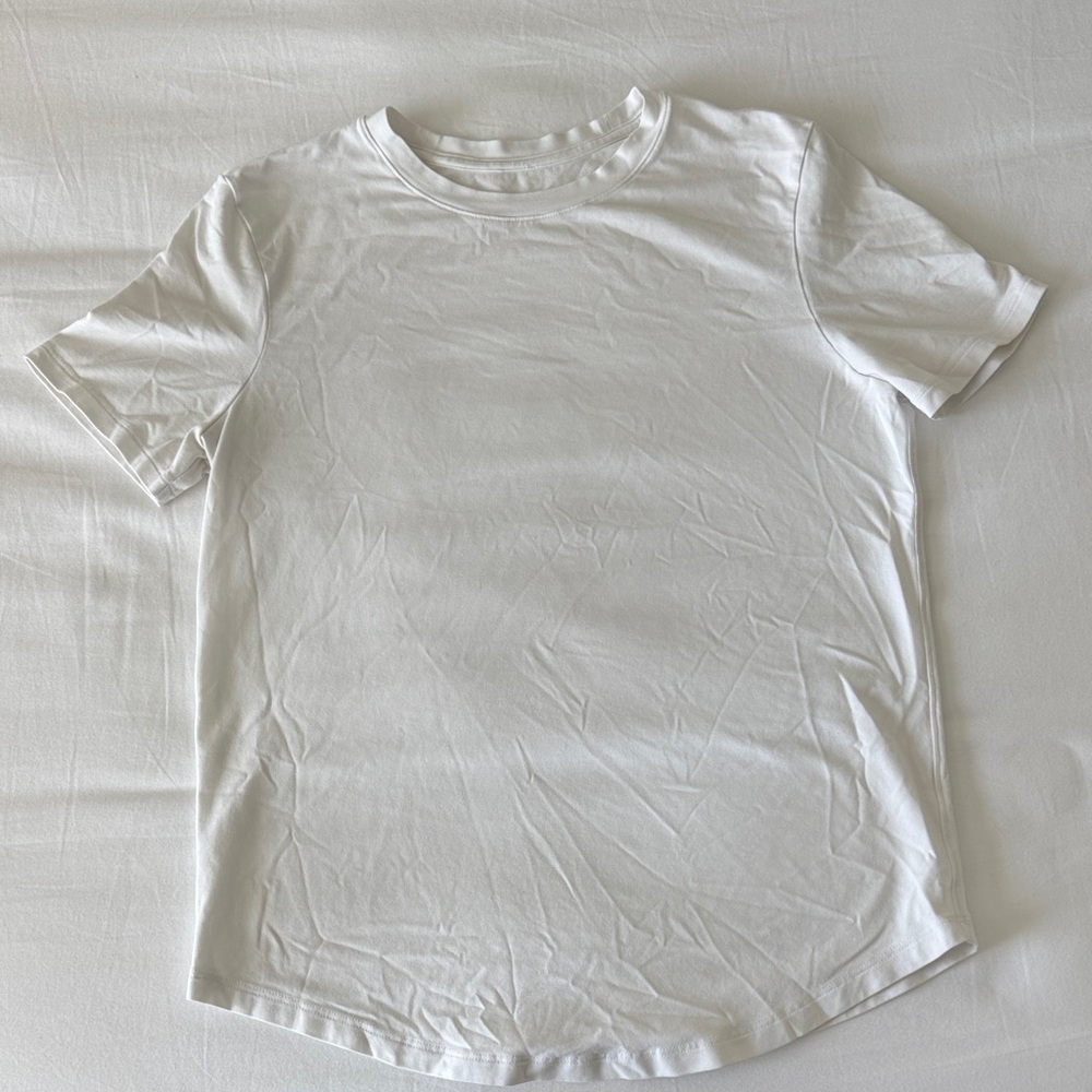 Lululemon Size 2 White Top